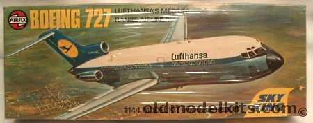 Airfix 1/144 Boeing 727-100 Lufthansa Sky King Issue, 03173-6 plastic model kit